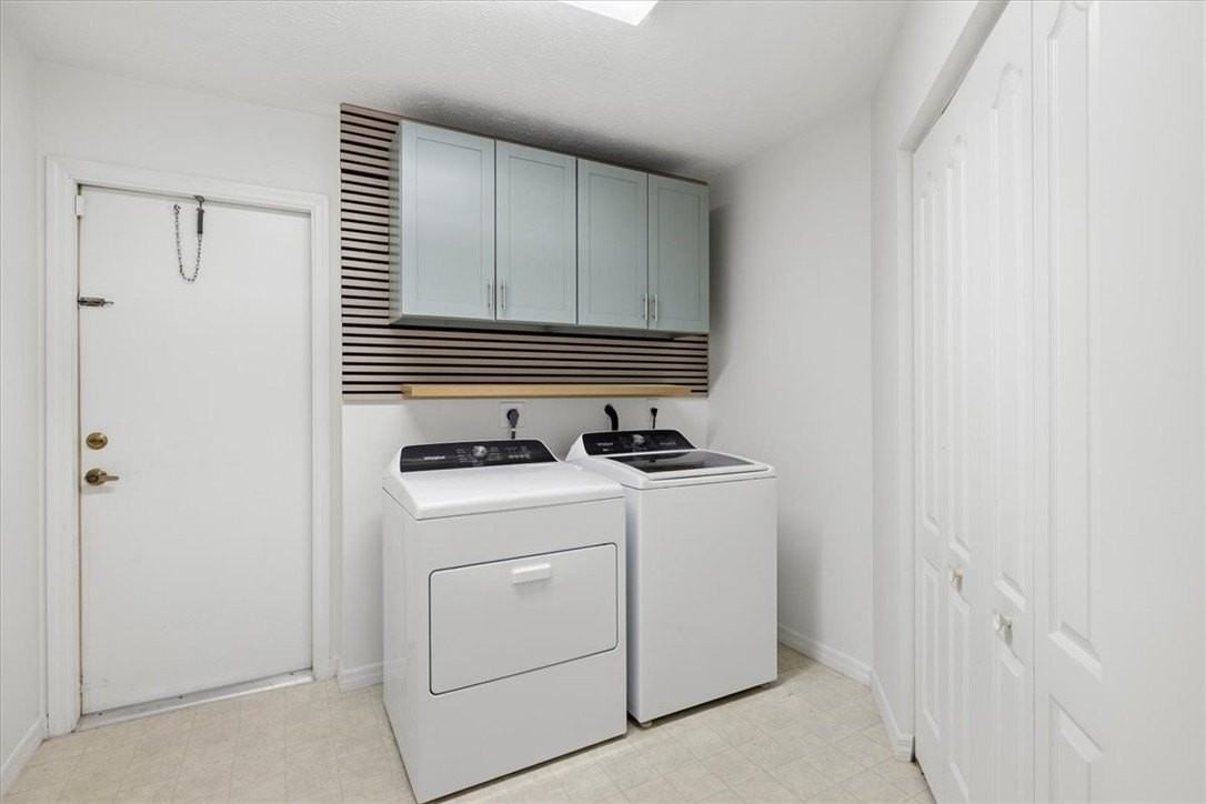 1902 Se Gaskins Cir - Photo 7 of 36