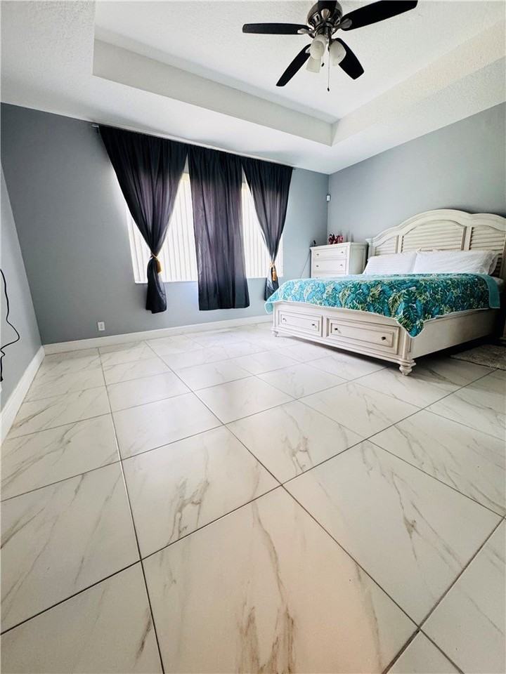 4555 61st Ter - Photo 6 of 11