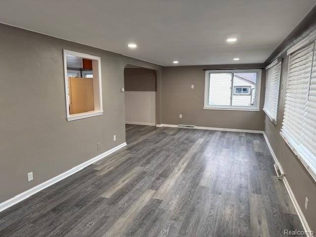 2434 N Long Lake Rd - Photo 6 of 16