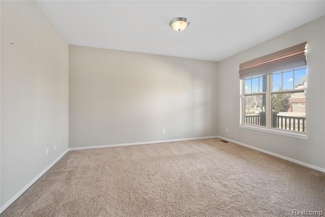 51026 Upland View St - Photo 5 of 36