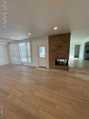 1440 W Square Lake Rd - Photo 3 of 15