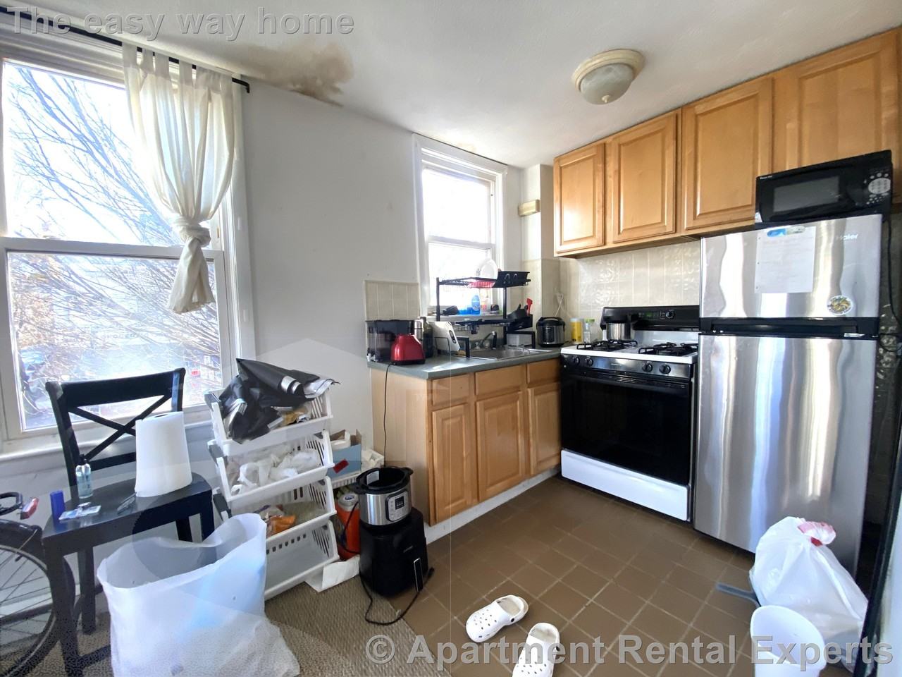 521 Cambridge St #2 - Photo 2 of 7