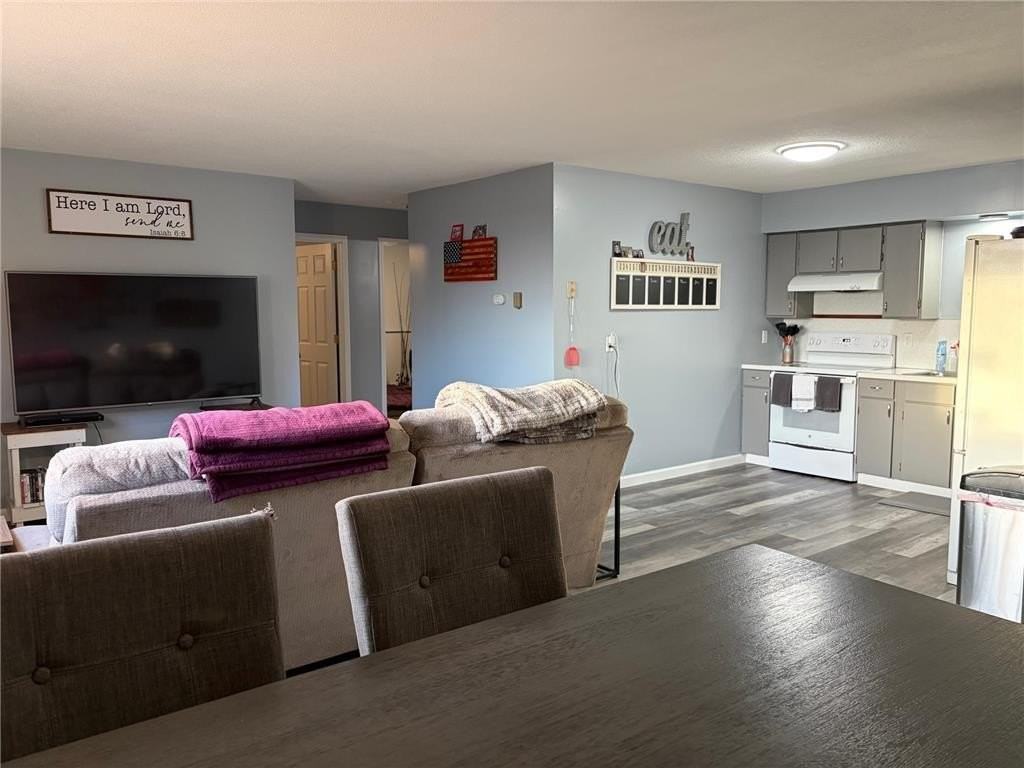 102 Lake Ave S #1 - Photo 5 of 7