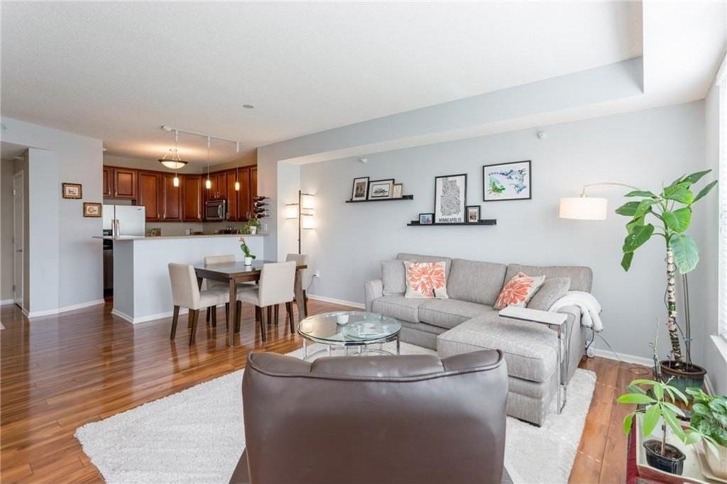 545 N 1st St #403 - Photo 7 of 39