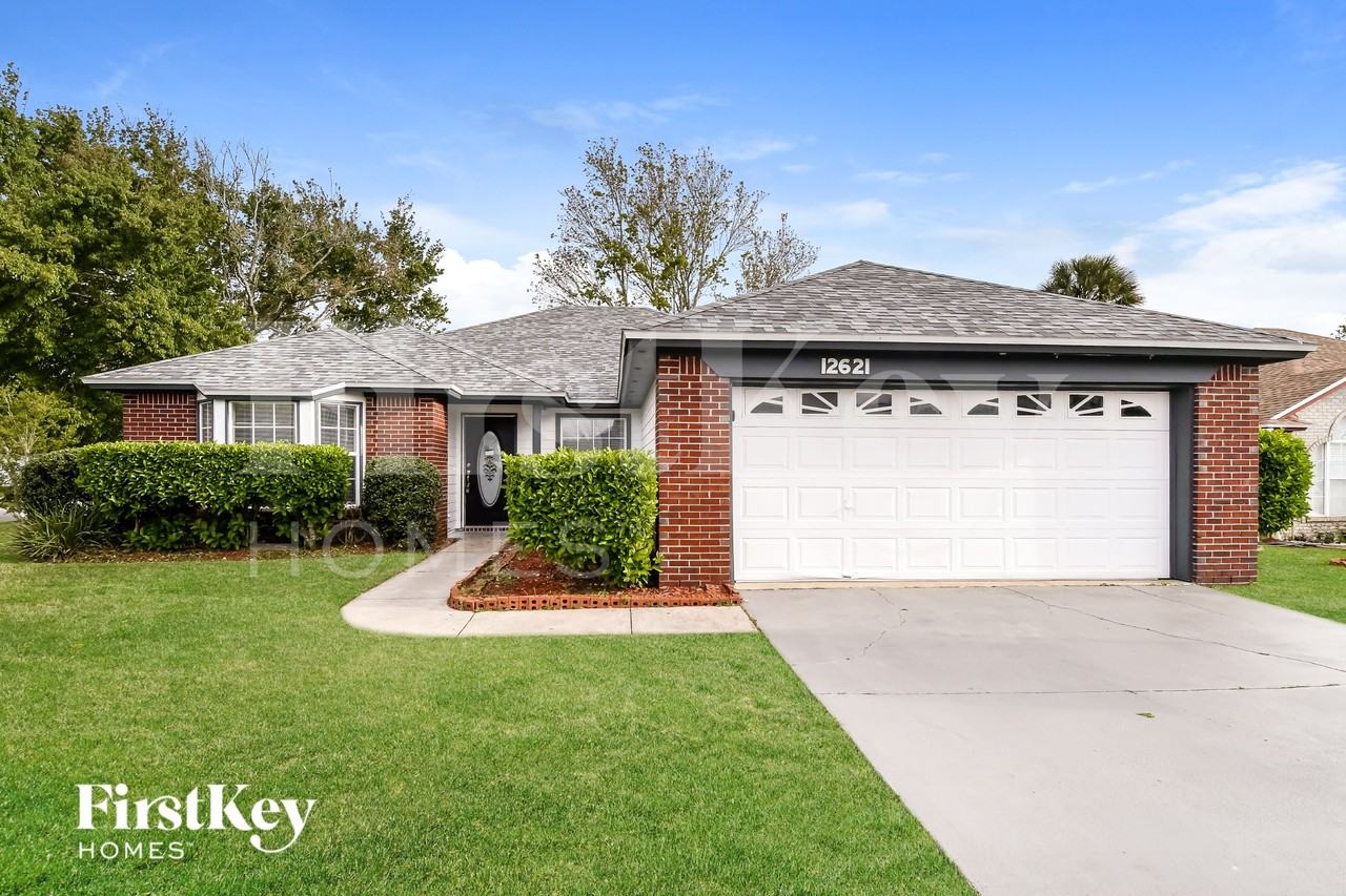 12621 Ashmore Green Dr S