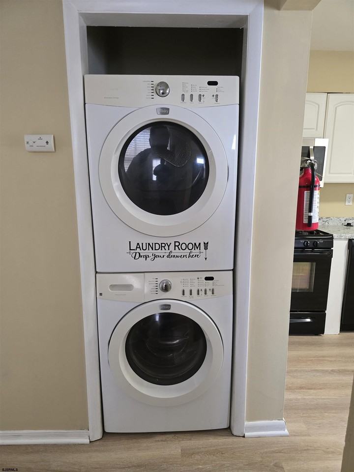 820 Church St - Photo 7 of 11