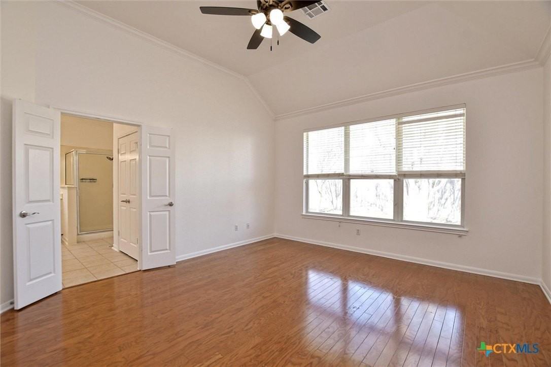 2632 Henley Dr - Photo 4 of 30