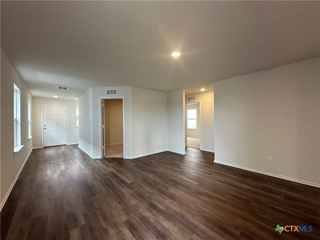 537 Autumn Blaze - Photo 5 of 22