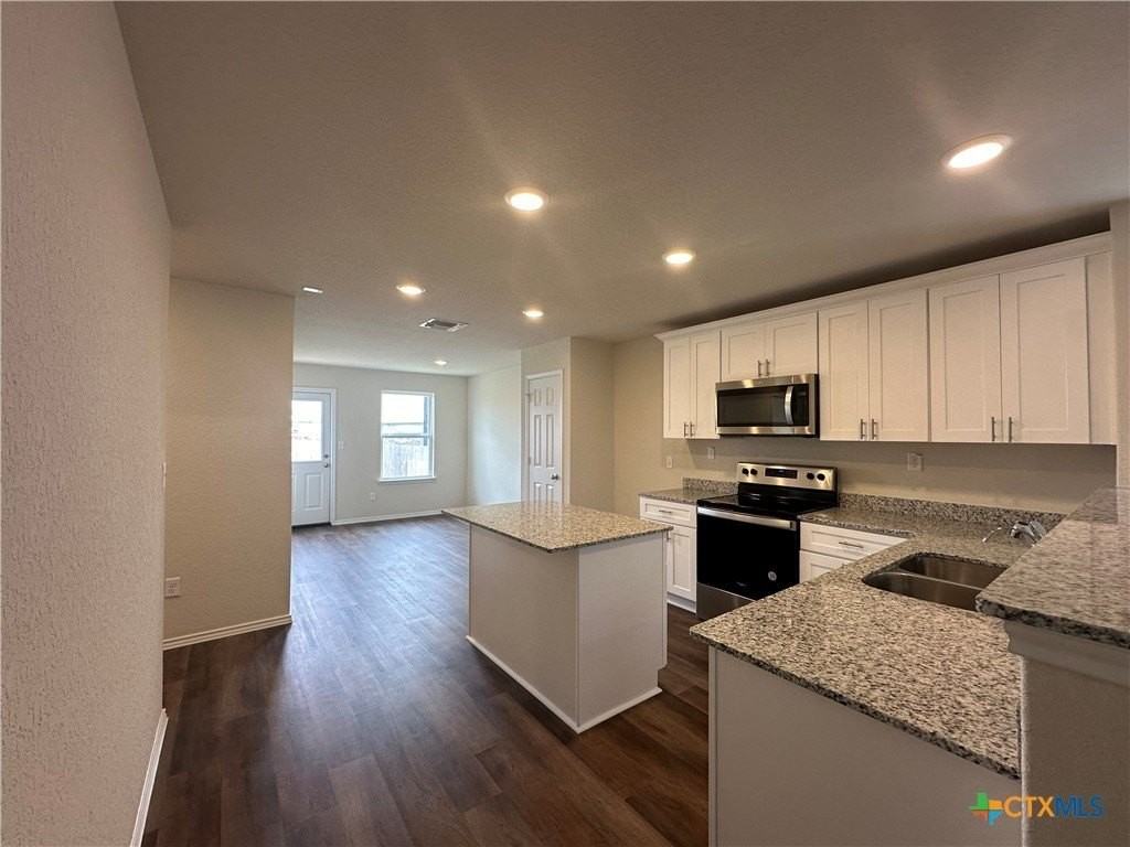 537 Autumn Blaze - Photo 6 of 22