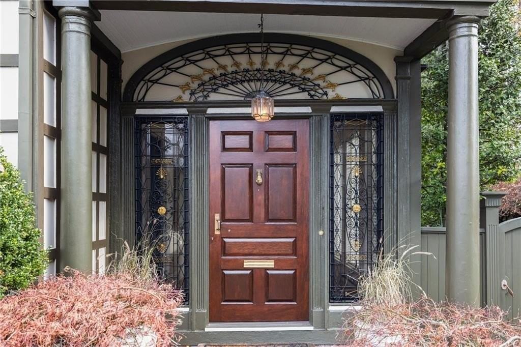 4 Hunter Ave - Photo 3 of 49