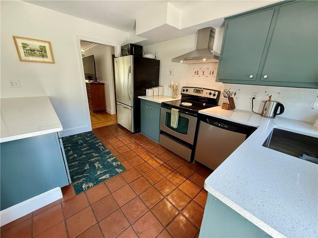 8 Mccormick Rd - Photo 3 of 14