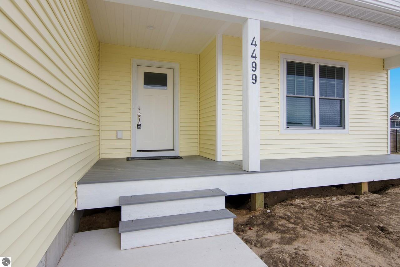 4499 La Marche Cir - Photo 2 of 25