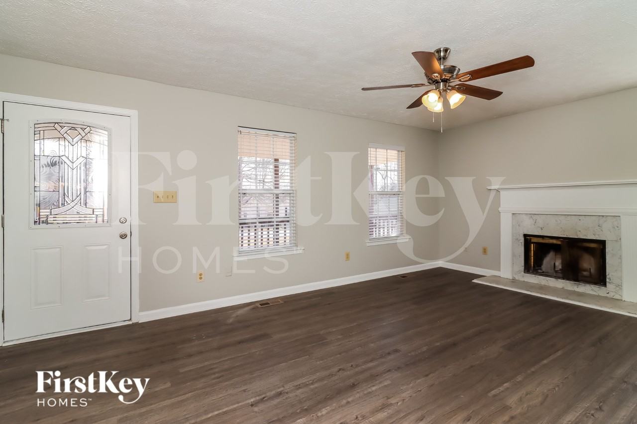 70 Spring View Ct - Photo 3 of 16