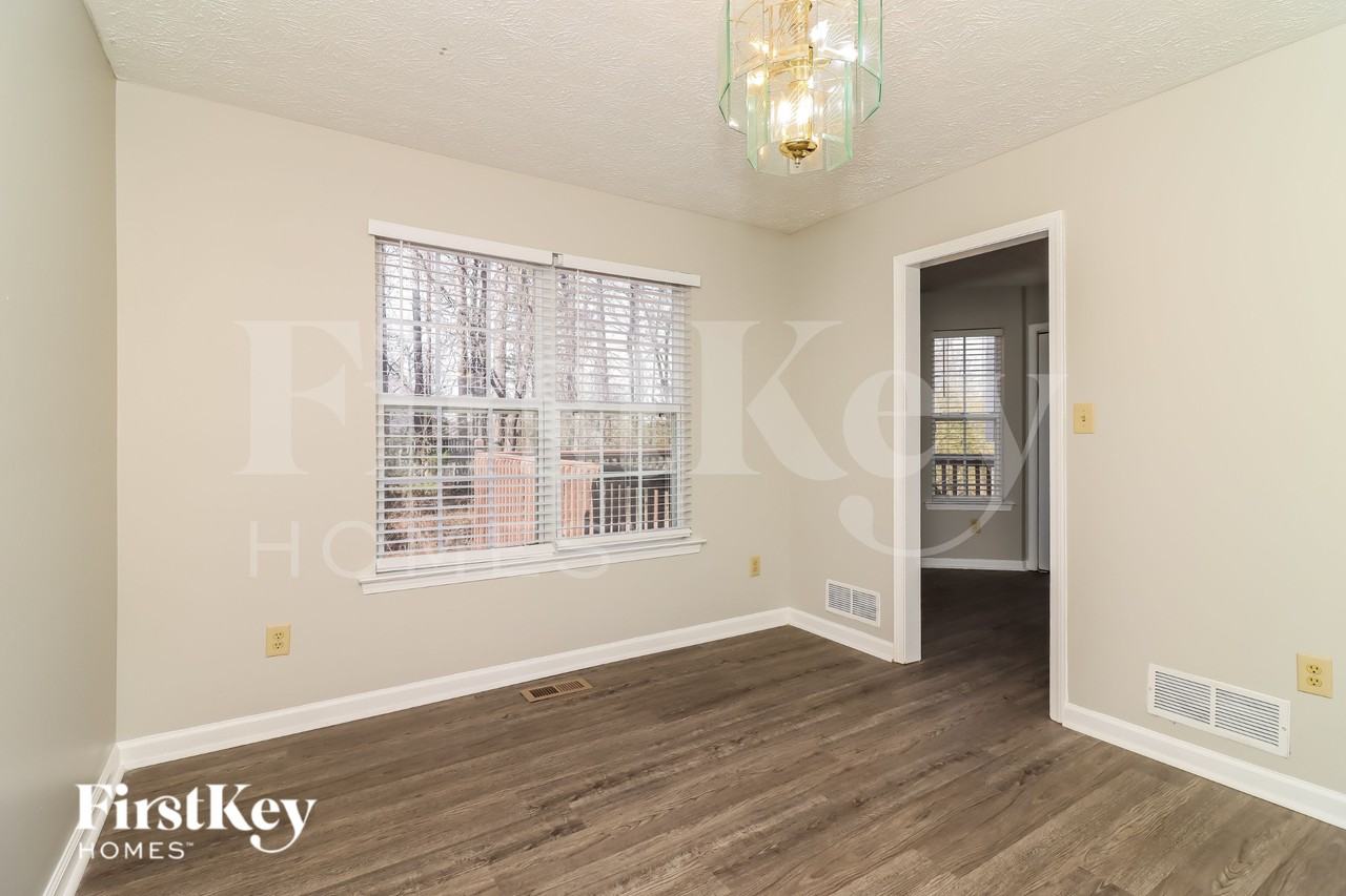 70 Spring View Ct - Photo 5 of 16