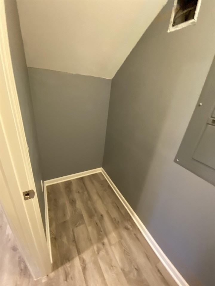 2062 Hollywood Dr - Photo 7 of 25