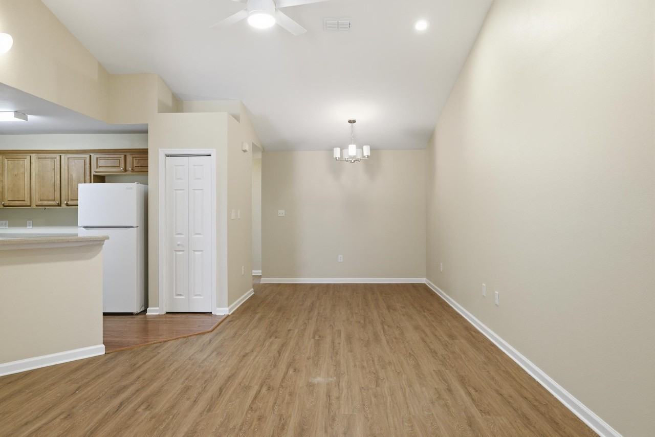 1611 Quazar Rd - Photo 6 of 28