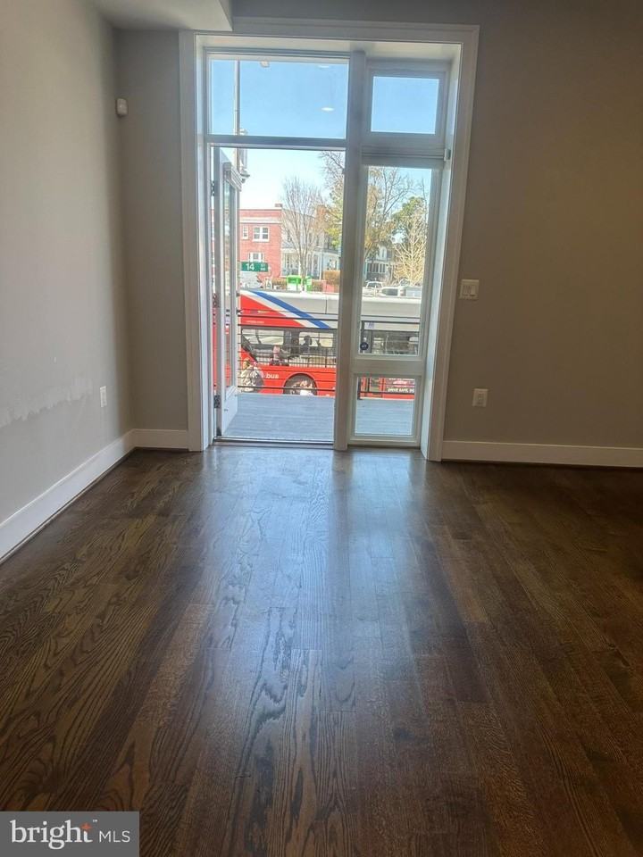 3525 14th St Nw #2 - Photo 5 of 50