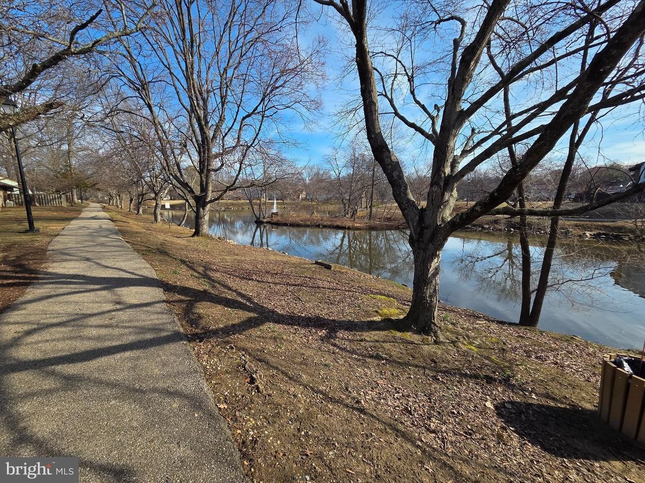 1729 Leisure Way - Photo 3 of 20