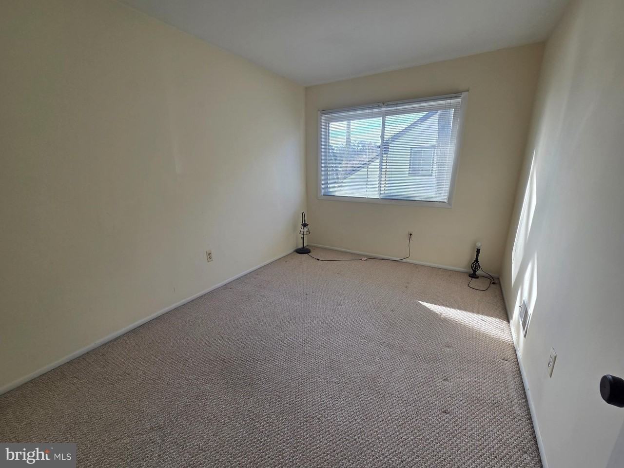 1729 Leisure Way - Photo 6 of 20