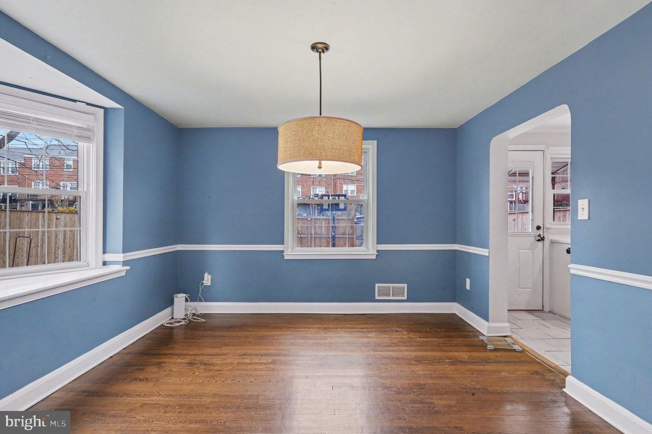 1546 Putty Hill Ave - Photo 6 of 26