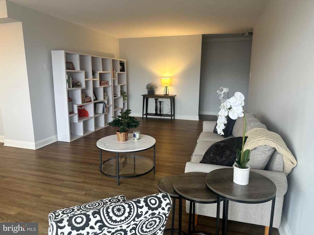 8315 N Brook Ln Unit 2-902 #2-902 - Photo 6 of 23