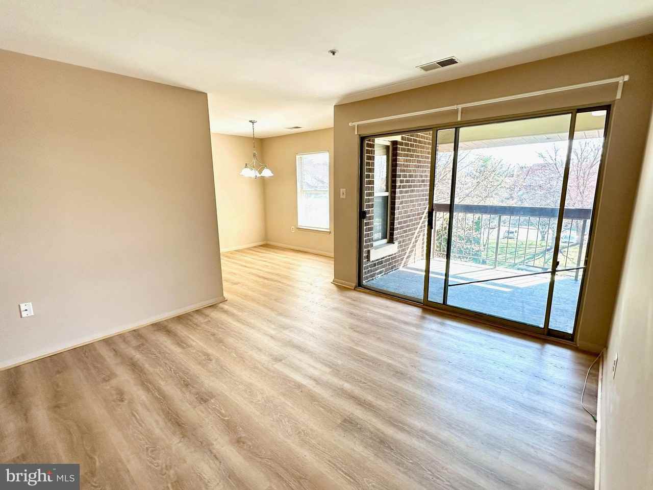 7804 Guildberry Ct Apt 303 #303 - Photo 3 of 12