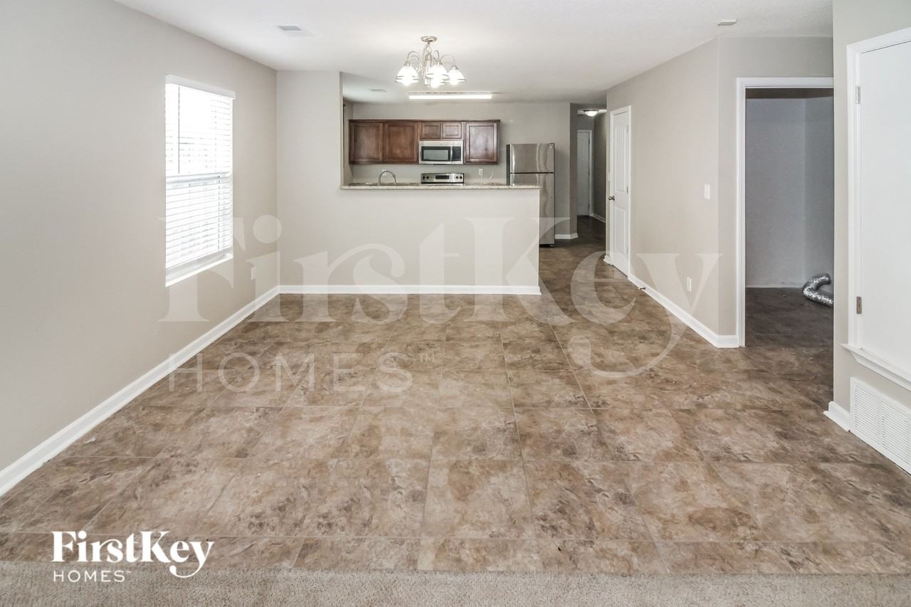 4628 Sweet Whisper Ln - Photo 5 of 16