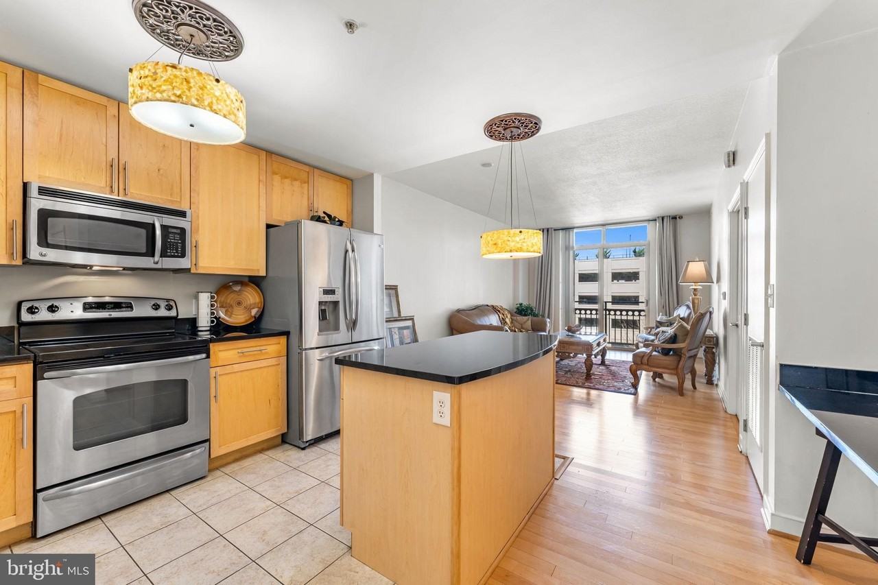 155 Potomac Psge #436