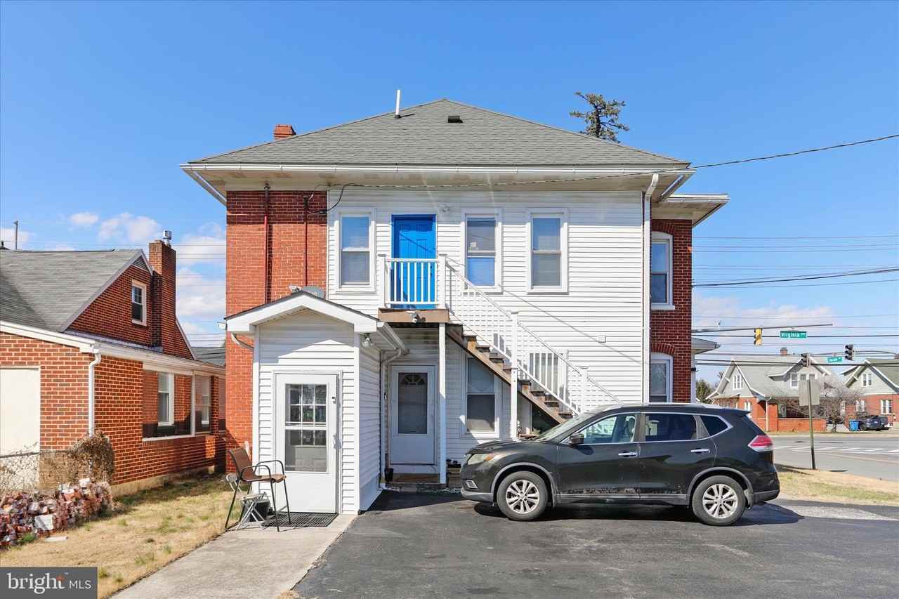 17439 Virginia Ave 2nd Fl - Photo 4 of 26