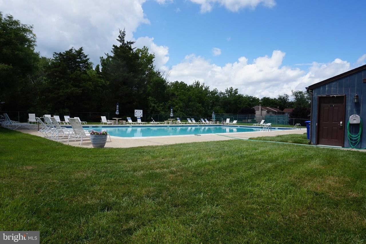 134 Eaves Mill Rd - Photo 7 of 13