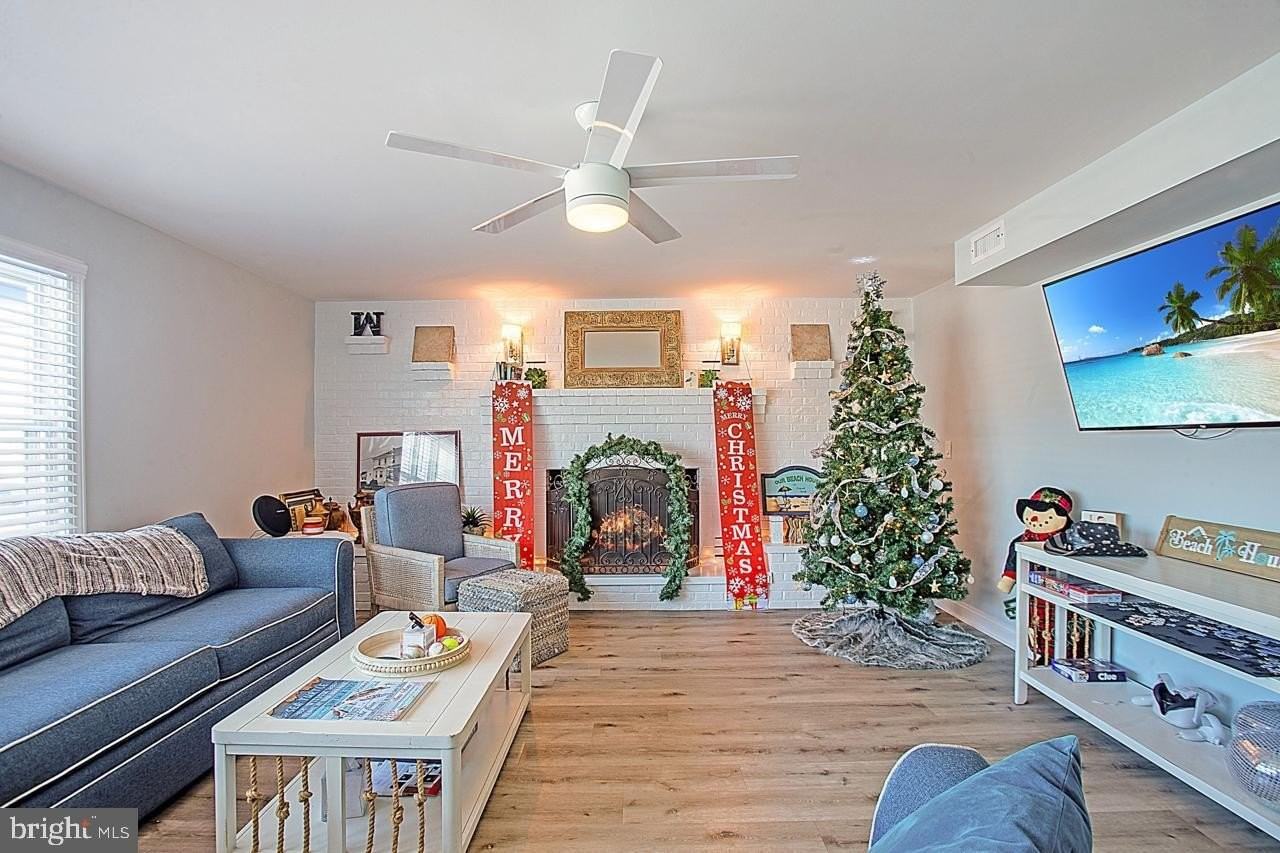 6109 Atlantic Ave Unit 100 - Photo 4 of 50