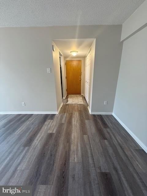 3303 Valley Dr #3303 - Photo 2 of 12