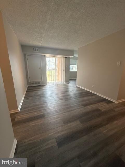 3303 Valley Dr #3303 - Photo 6 of 12