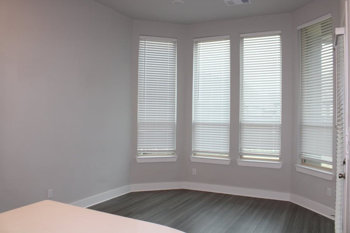 3104 Armstrong Ave - Photo 6 of 19