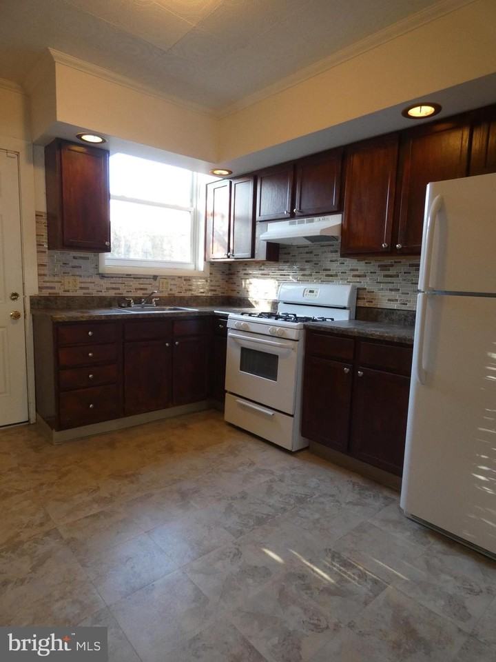 2116 Granite St - Photo 4 of 11