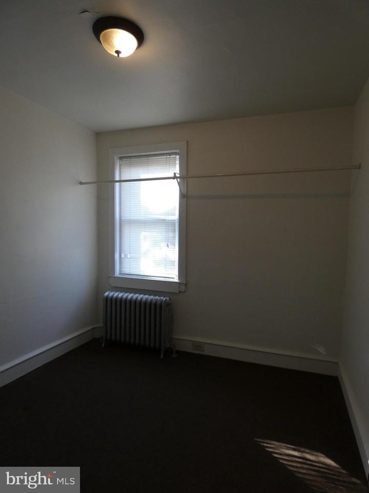 2116 Granite St - Photo 5 of 11