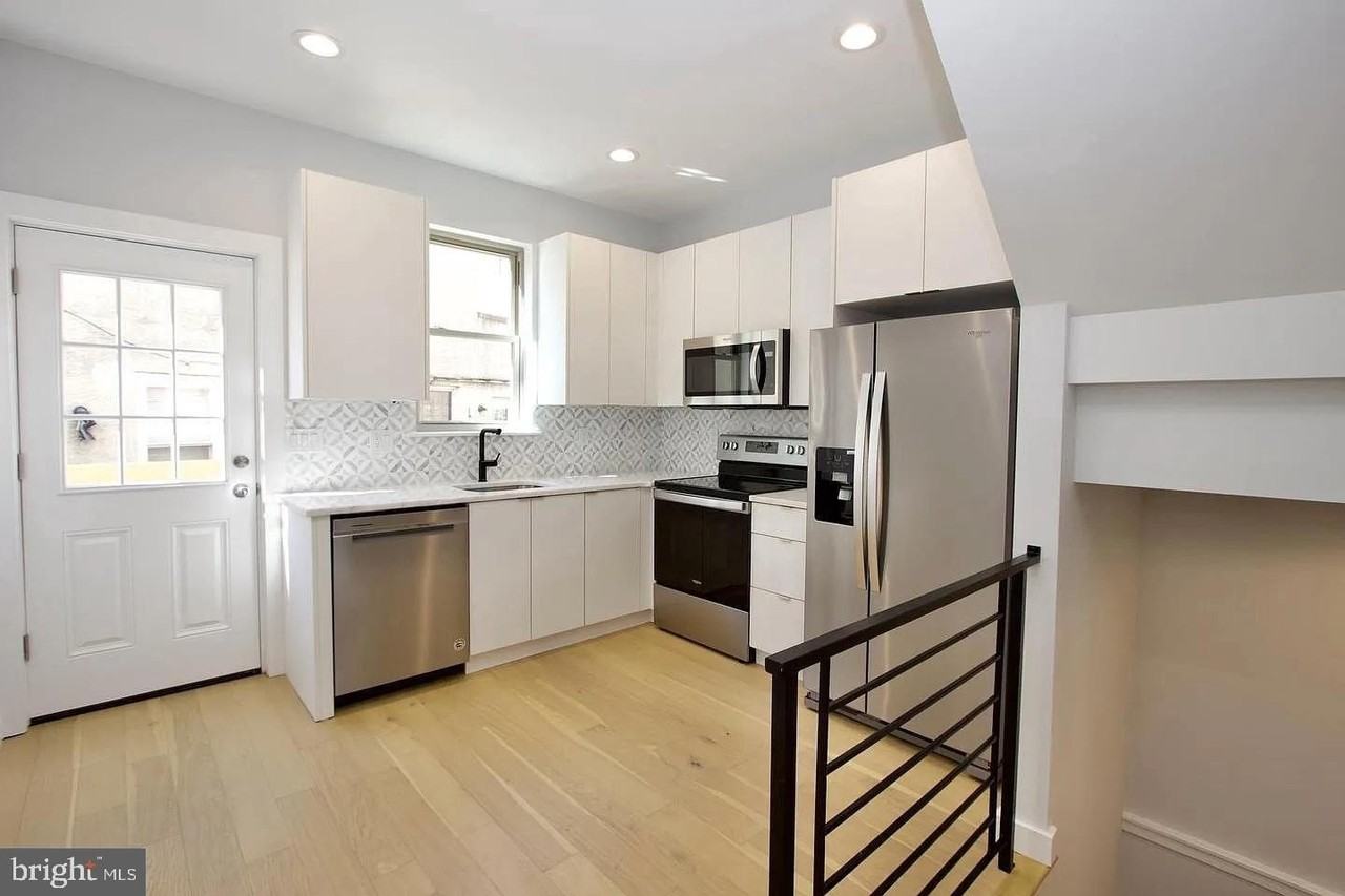 1606 N 3rd St - Photo 7 of 30