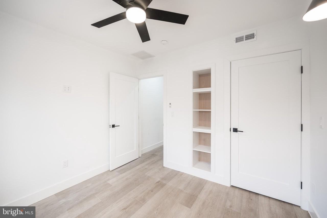 1838 S 23rd St Unit 2 - Photo 4 of 15