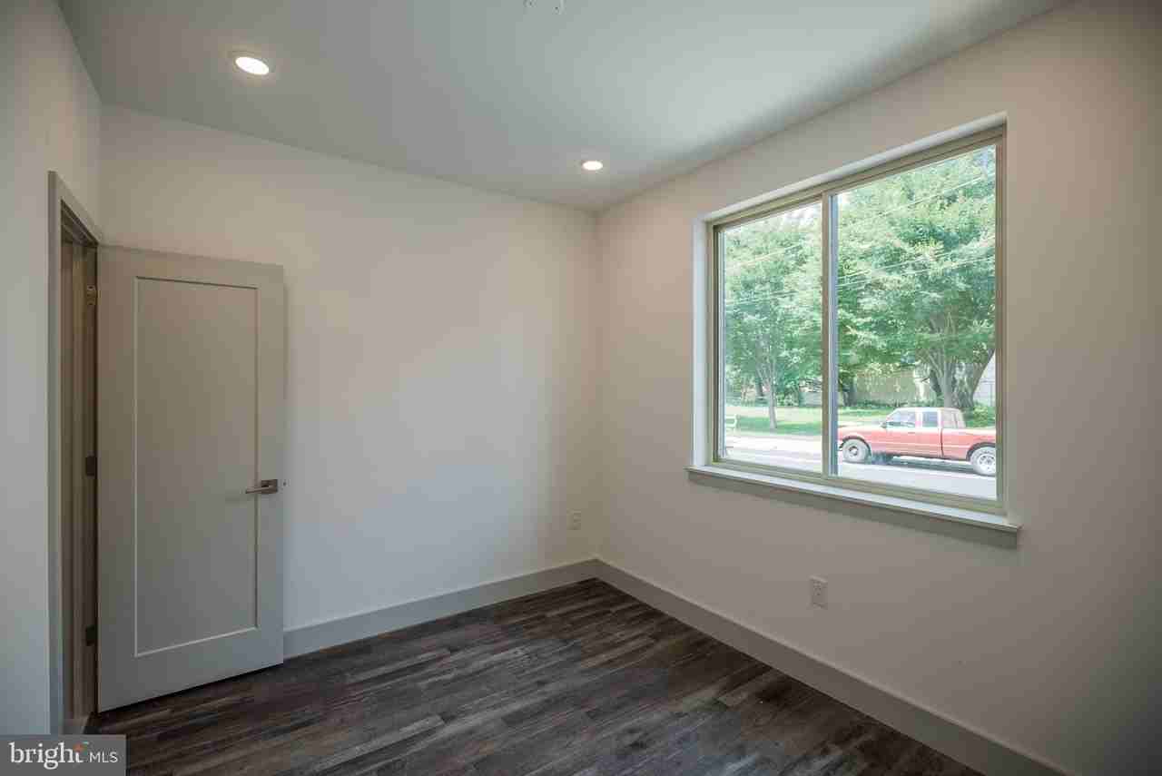 3716 Haverford Ave Apt 2f - Photo 4 of 13