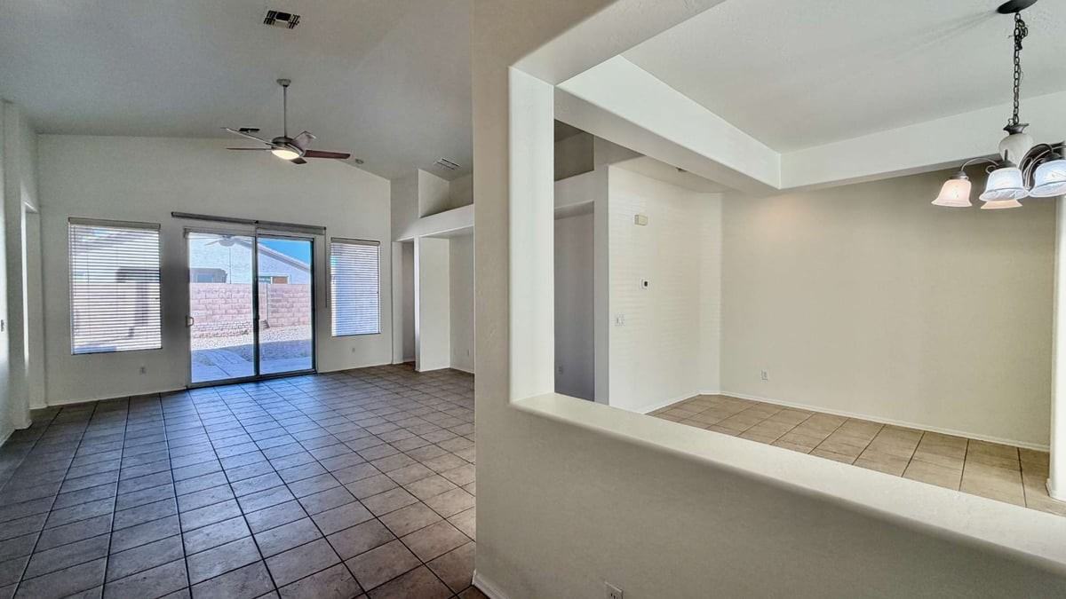 21930 E Calle De Flores - Photo 4 of 32