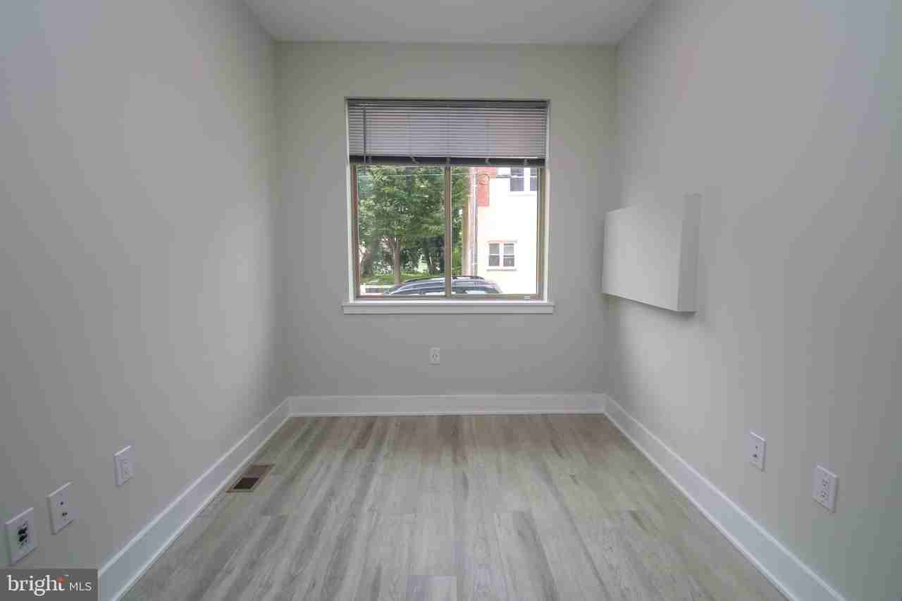 3716 Haverford Ave Apt 2r - Photo 6 of 13