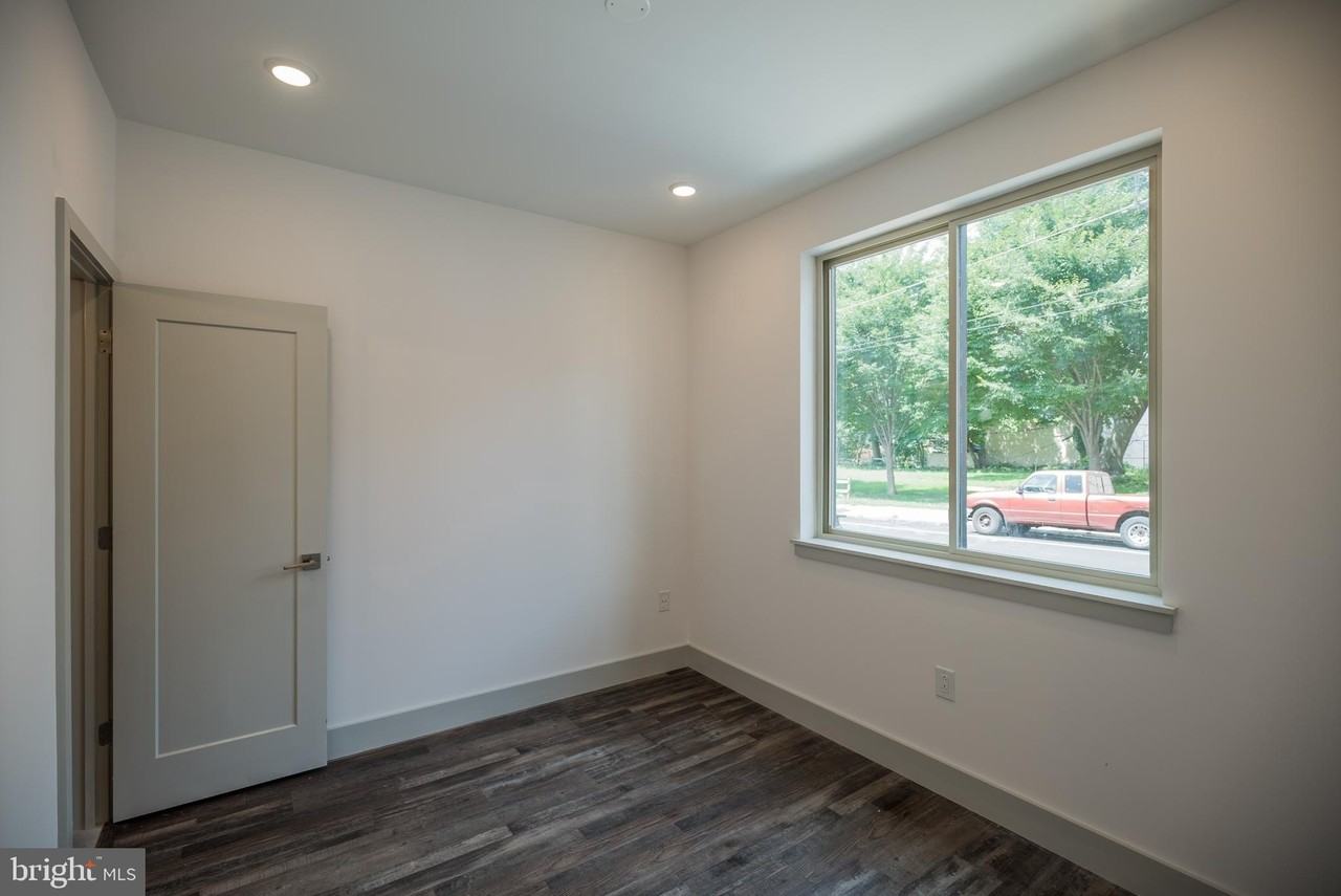 3716 Haverford Ave Apt 3r - Photo 4 of 13