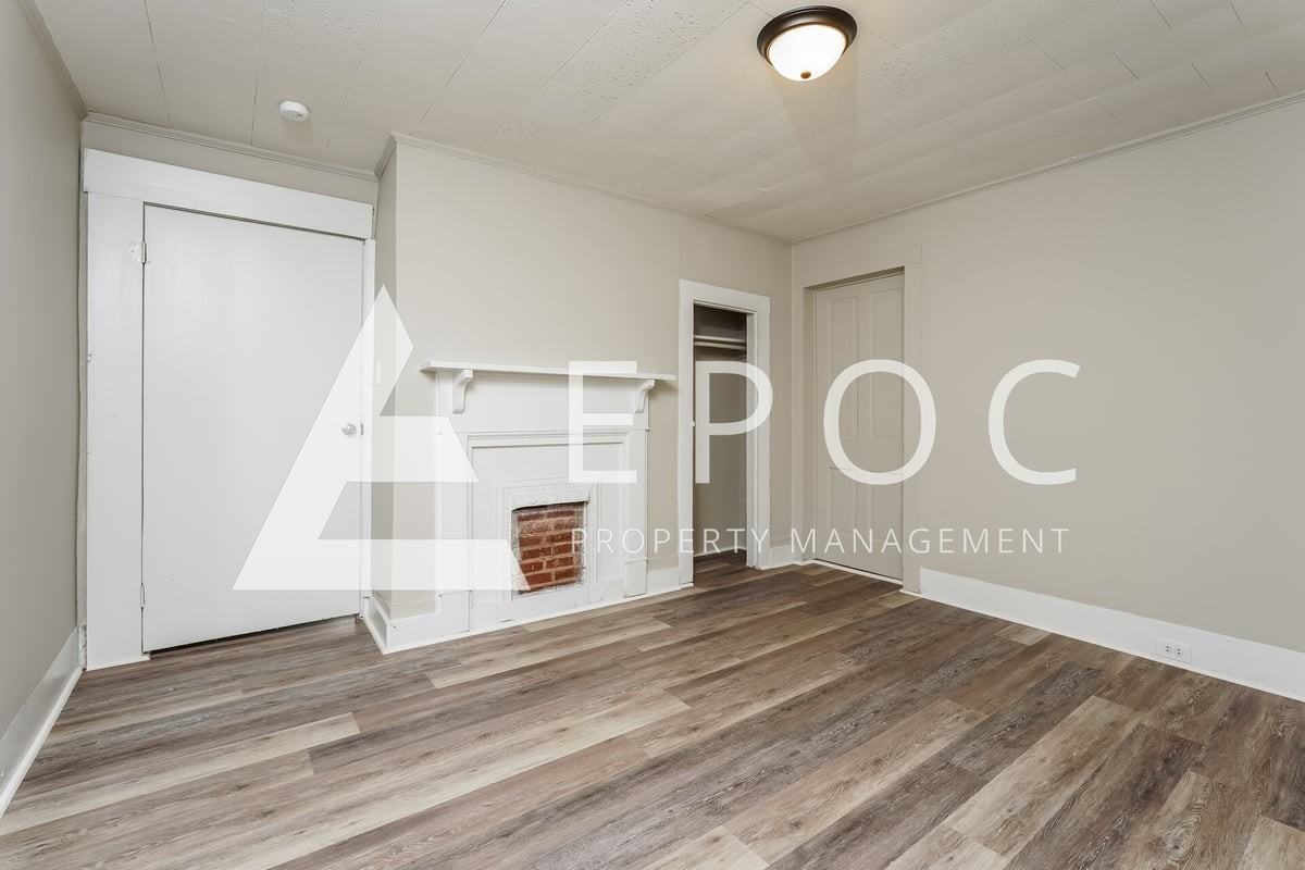 1604 Ne 22nd St - Photo 7 of 15