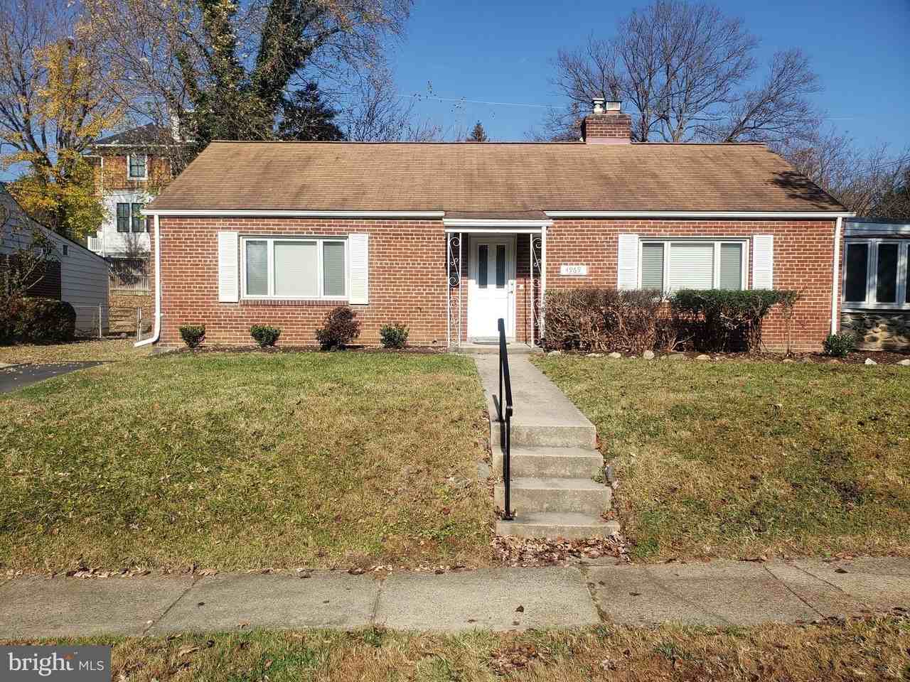 4969 34th St N - Photo 2 of 23