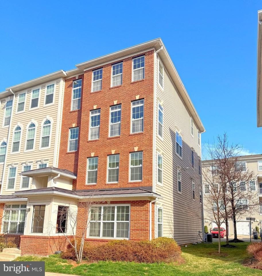 14262-B Woven Willow Ln Unit 58 - Photo 2 of 47