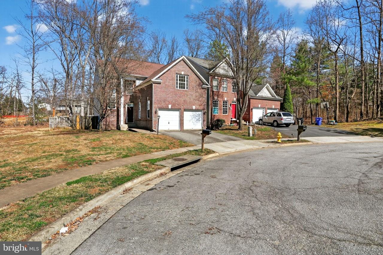 15220 Lord Culpeper Ct - Photo 4 of 34