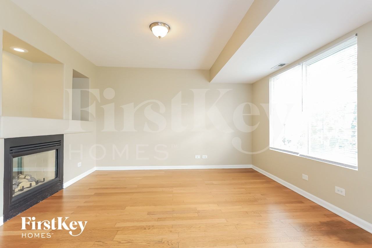 1657 Park Vista Ln - Photo 5 of 16