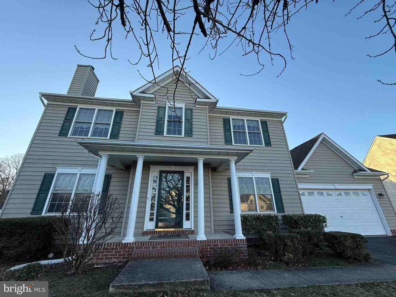 4116 Derbyshire Ln - Photo 4 of 29