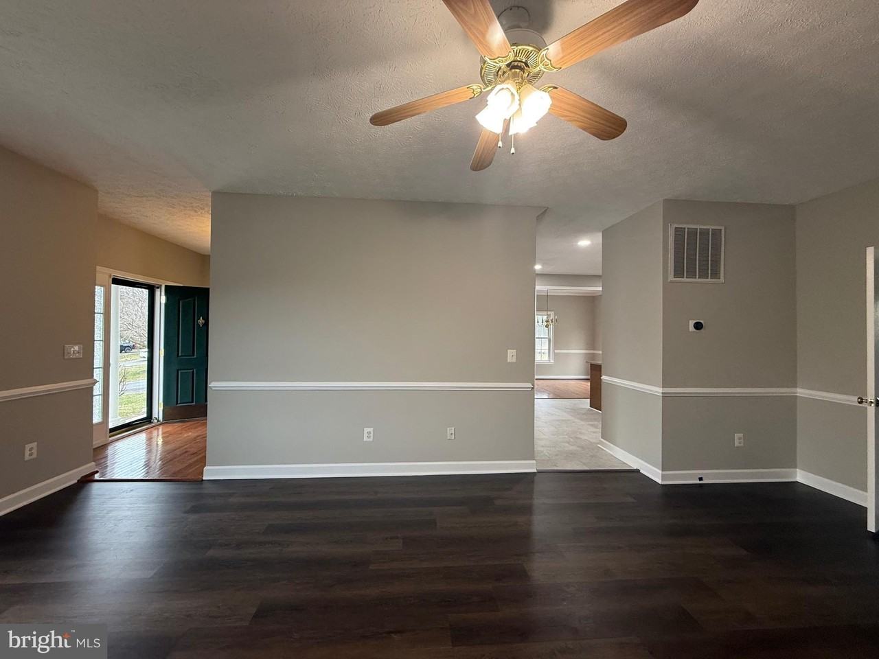 4116 Derbyshire Ln - Photo 5 of 29