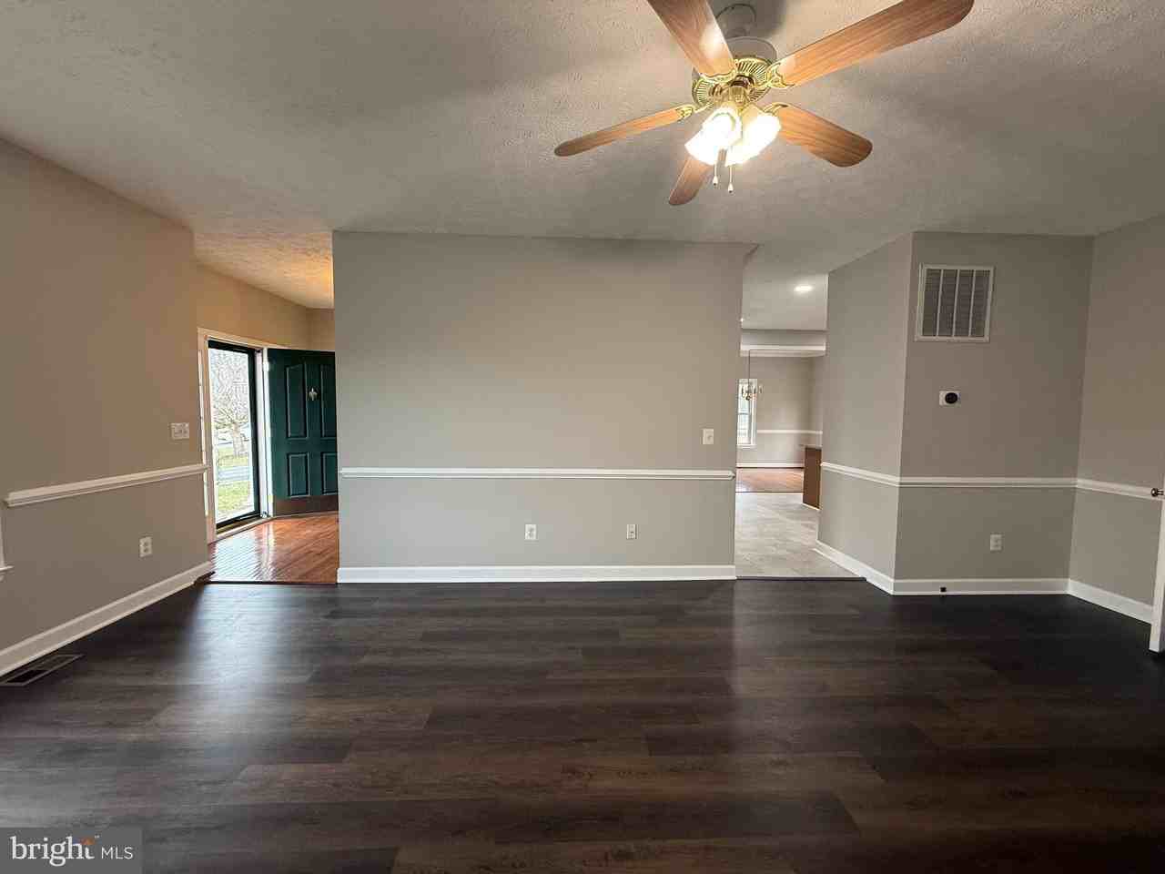 4116 Derbyshire Ln - Photo 6 of 29